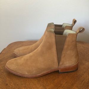 Nisolo chelsea boots